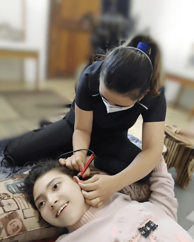 Reabilitação neurofuncional para adultos e criança domiciliar.